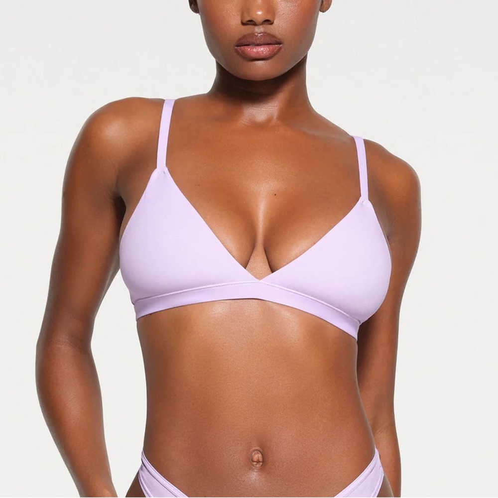 Skims fits everybody triangle bralette